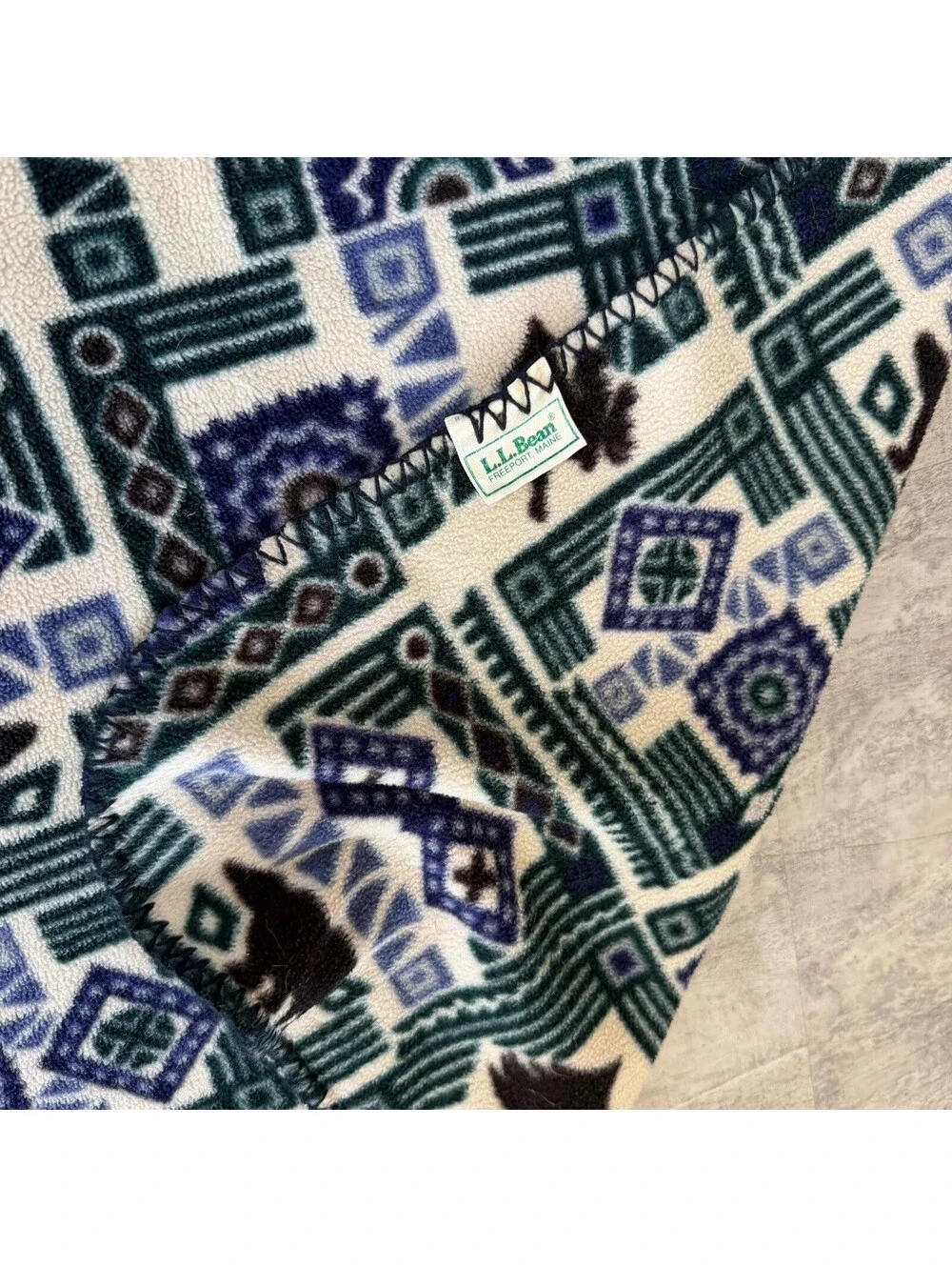 LL Bean Blanket 55x55 Aztec Wilderness Blanket Green/Blue Moose Bear VTG